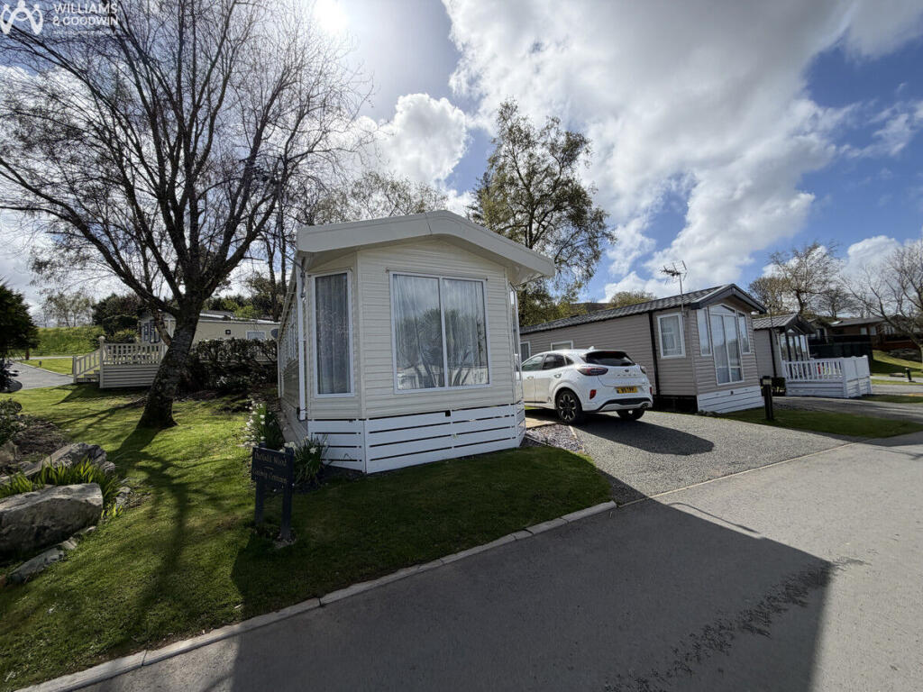 Brynteg Holiday Park, Llanrug, Gwynedd, LL55 photo 3