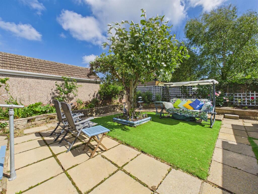 Penylan Avenue, Porthcawl - View 6