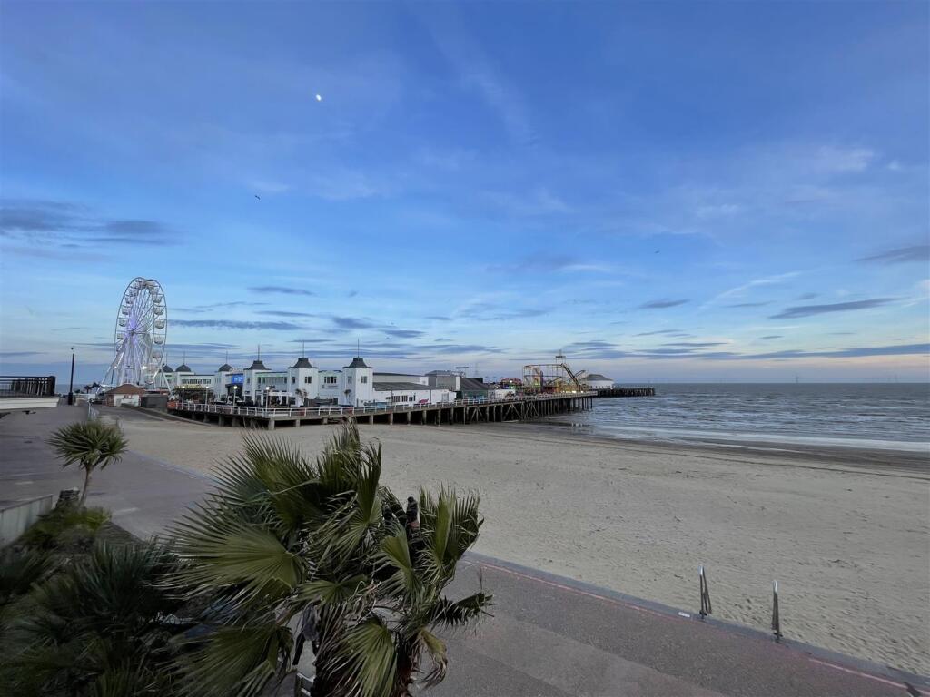 Main image of property: West Avenue, Clacton-on-sea, Essex