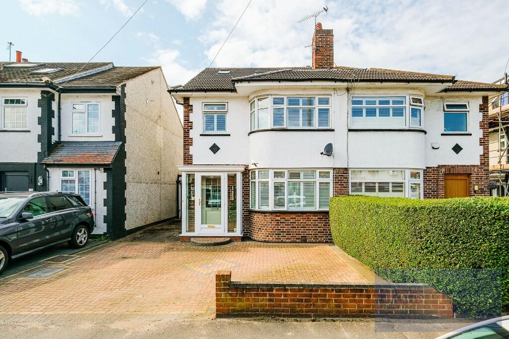 Main image of property: Onslow Gardens, South Woodford, E18