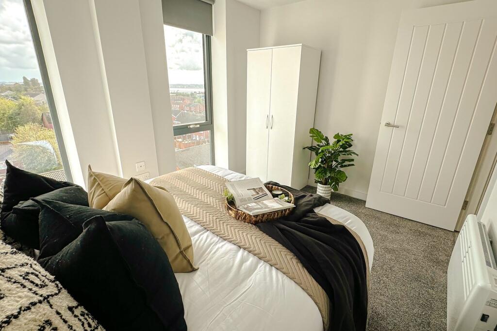 One Baltic Square, Liverpool L8 photo 4
