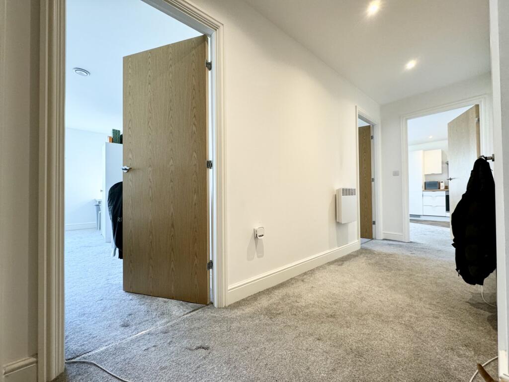 Apartment in Brighton - View 4