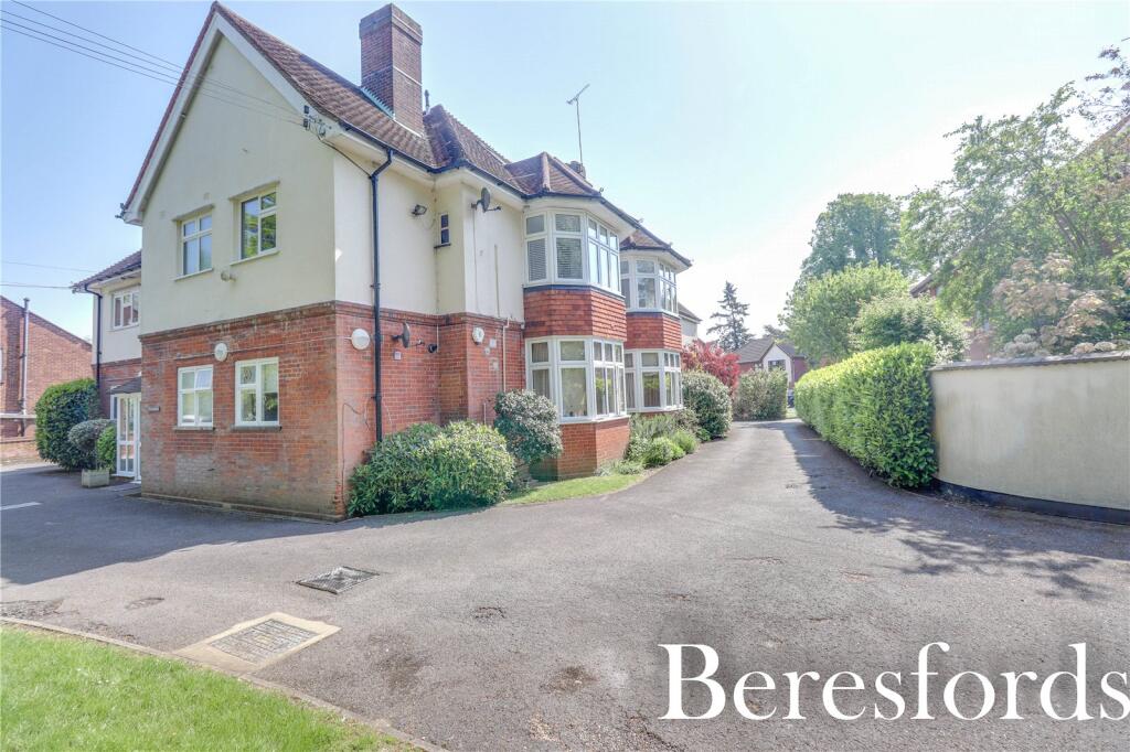 Main image of property: Glendale Close, Shenfield, CM15
