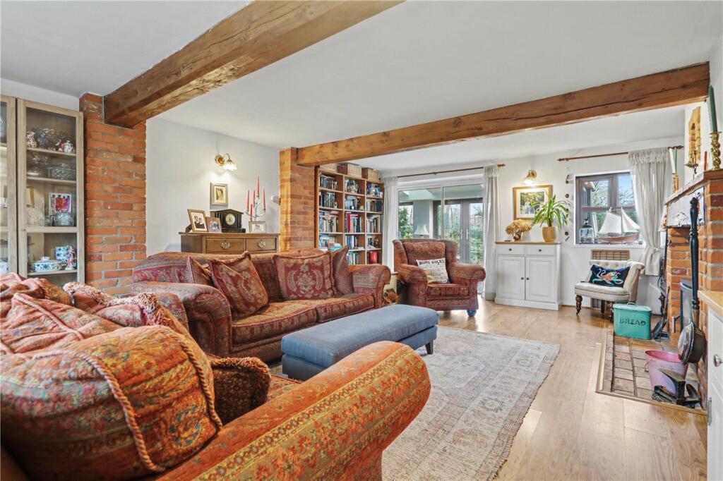 Upgate, Swannington, Norwich, Norfolk, NR9 photo 3