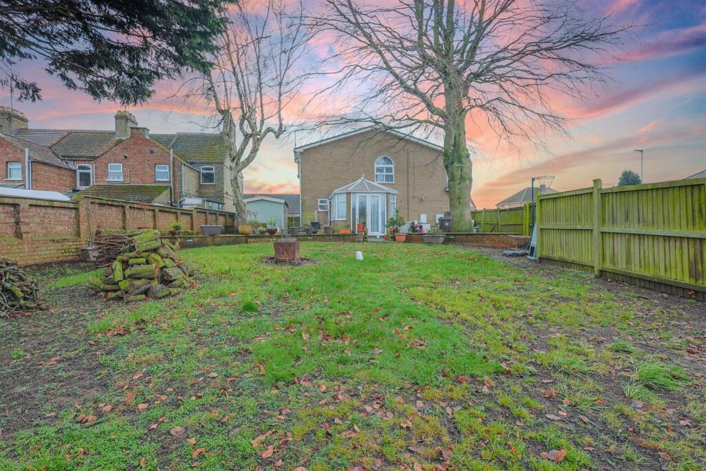 Quaker Lane, Spalding photo 4