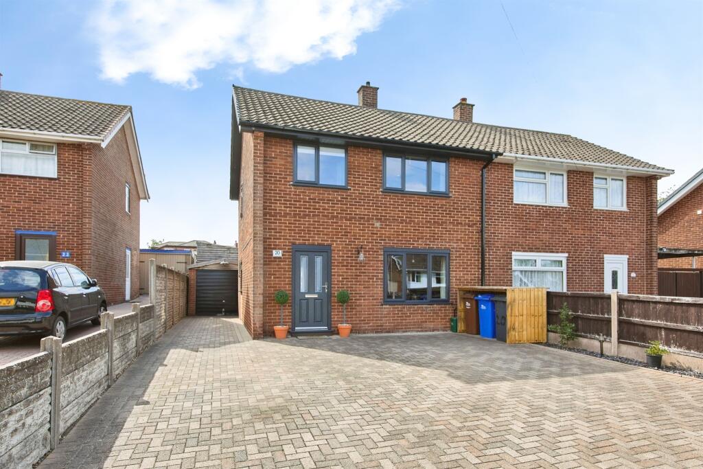 Main image of property: Farm Close, Burton-On-Trent