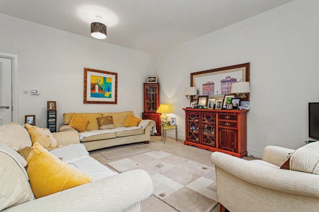 Flat 0/1, 52 Moredun House, Stanely Road, Paisley, PA2 6HF photo 3