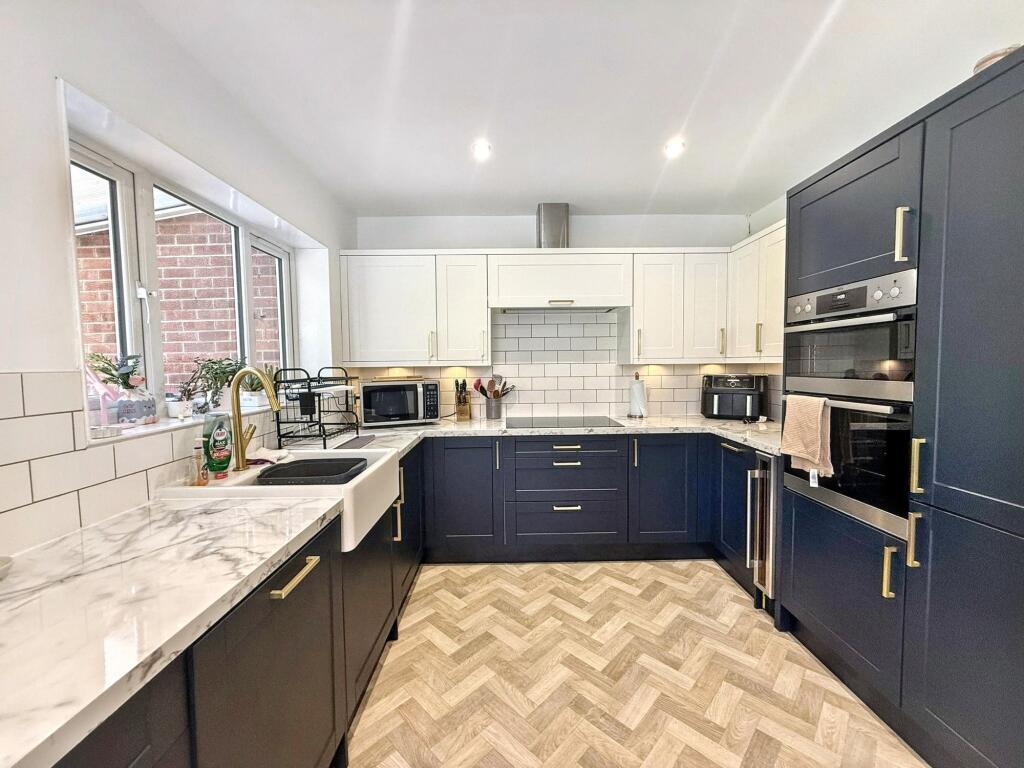 House in Ipswich - View 2