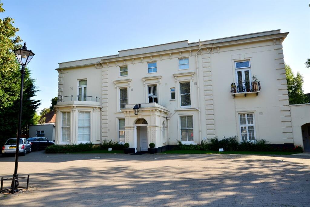 Main image of property: Buckhurst Hill House, Queens Road, Buckhurst Hill, IG9