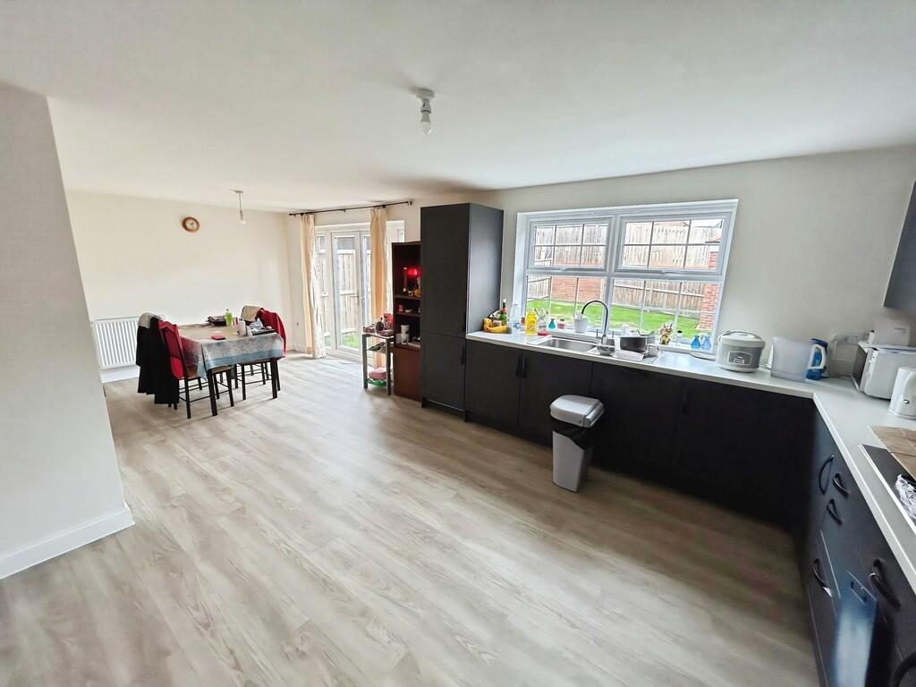 House in Nottingham - View 4