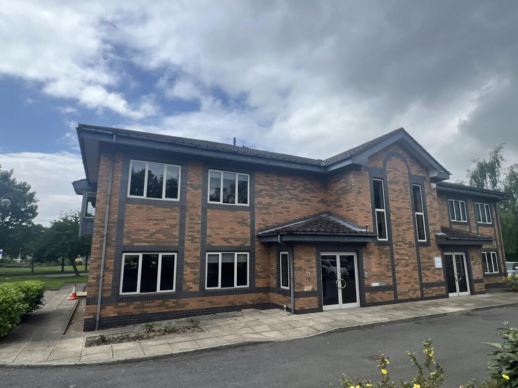 Main image of property: 11 Cardale Court, Cardale Park, Harrogate, HG3 1RY