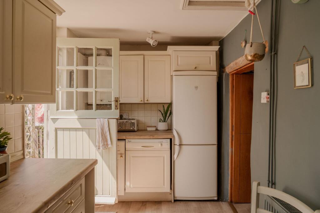 House in East Devon, Woodbury - More
