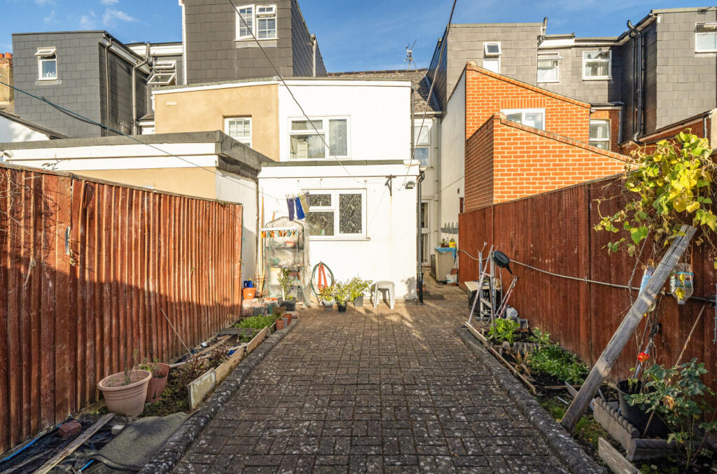 House in Reading, Newtown - View 4