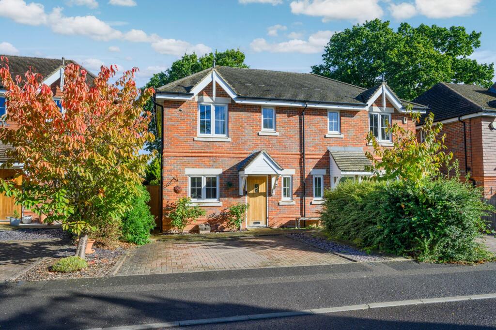 House in Wokingham, Emmbrook