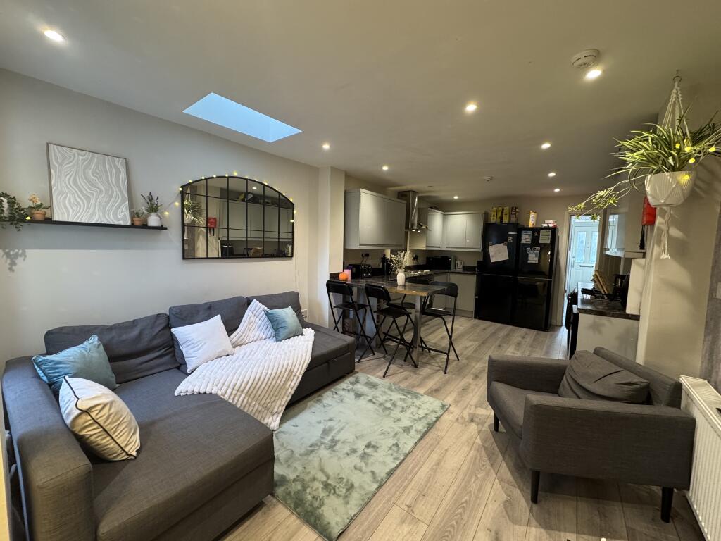 Main image of property: Tiverton Road, Selly Oak, West Midlands, B29