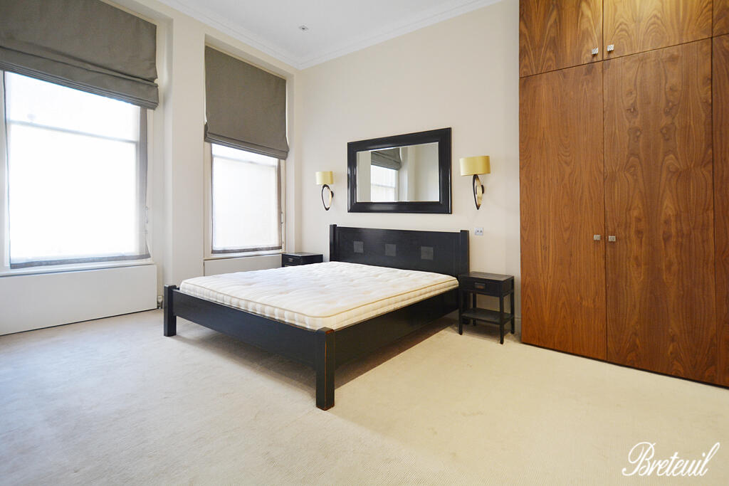 Apartment in London - More