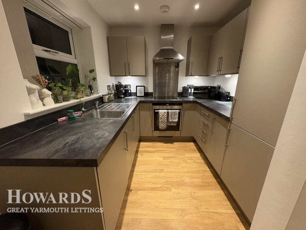 Apartment in Norwich - View 5