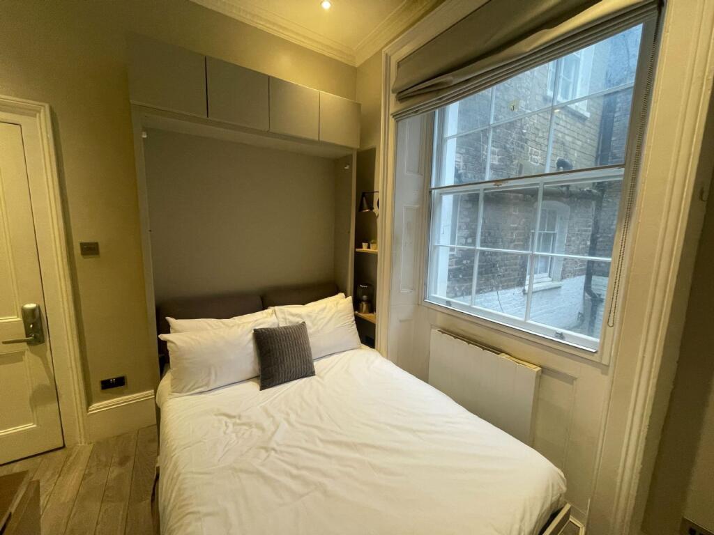 Studio flat for rent