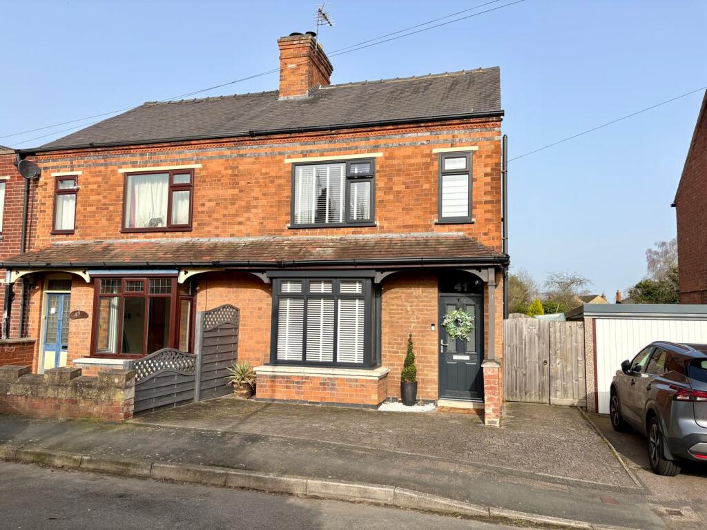 3-bed semi-detached on Petersfield, Croft, Leicester, LE9, £305,000