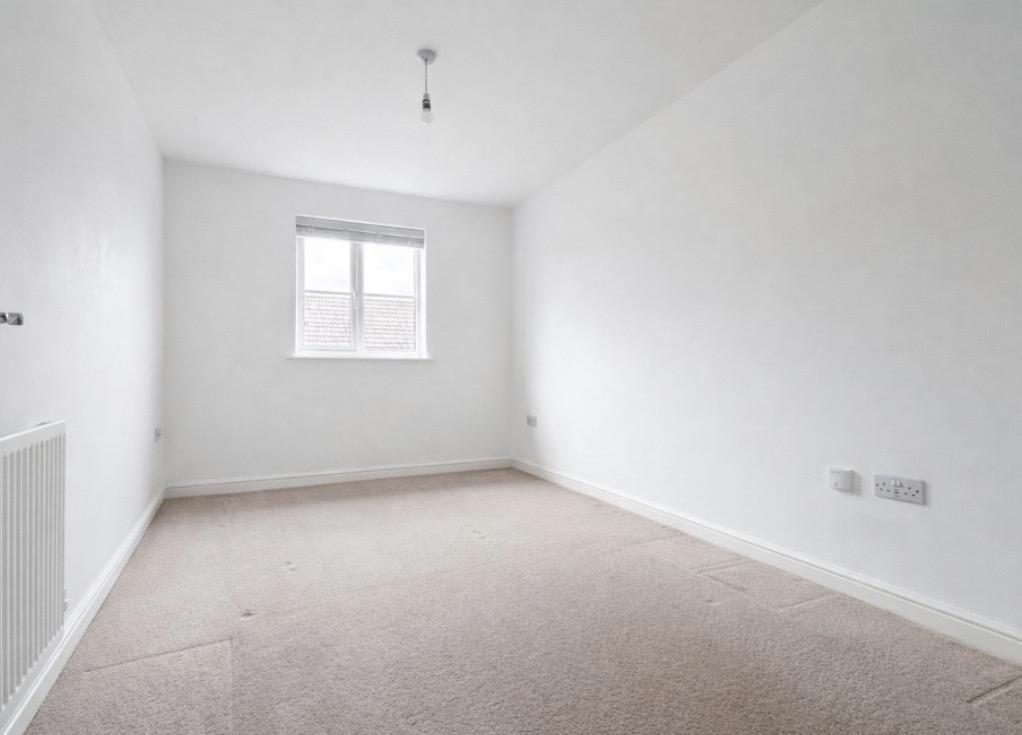 Apartment in Swindon - View 5