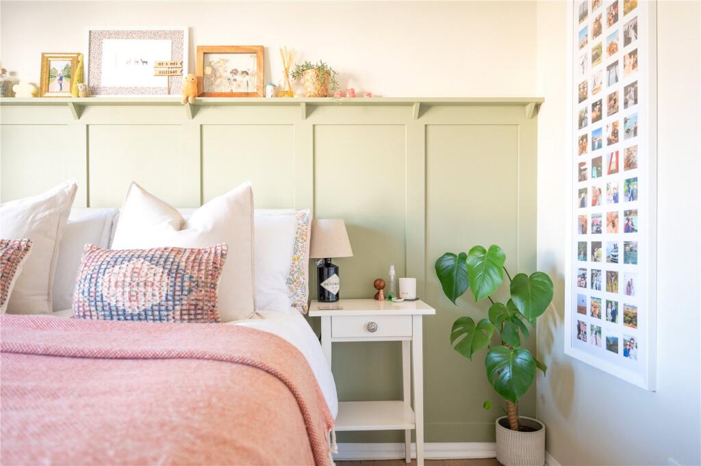 Additional image 7 of Carlbury Close, St. Albans, Hertfordshire