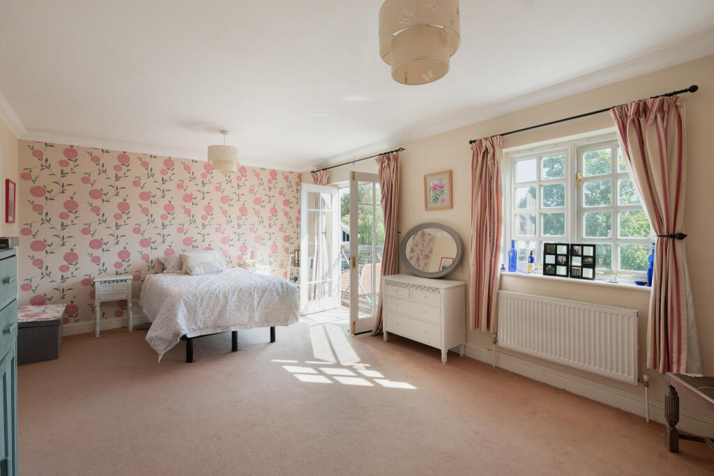 House in Norwich, Lakenham - More