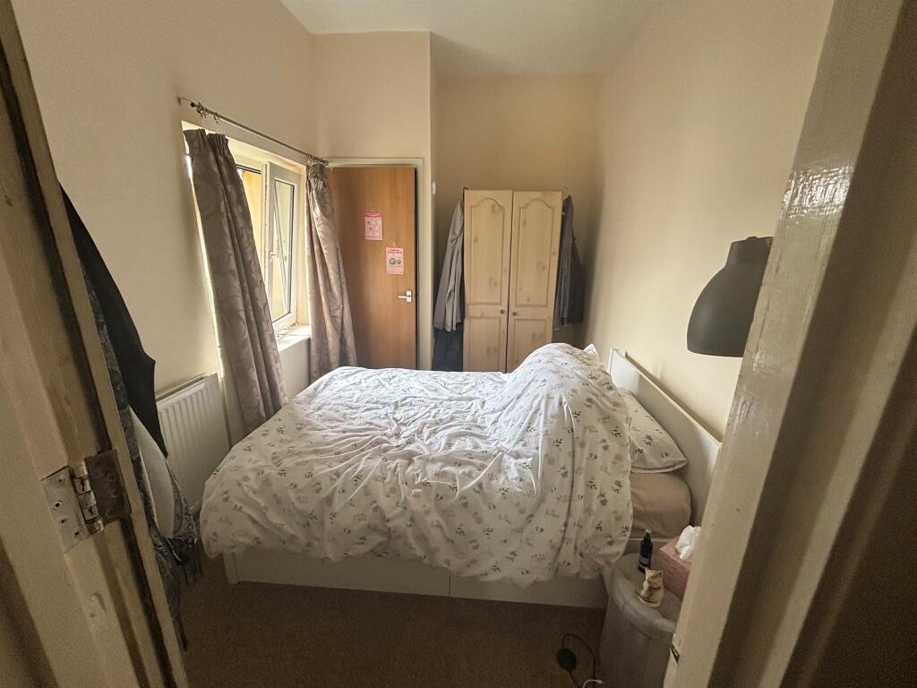 Apartment in Cardiff - View 5