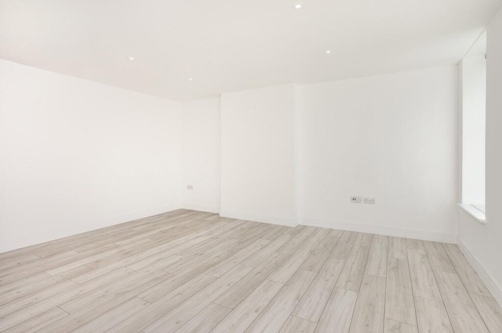Apartment in Canterbury - More