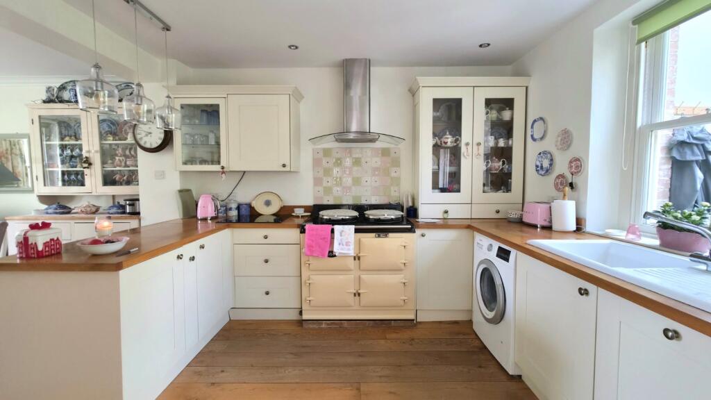 House in Salisbury - View 4