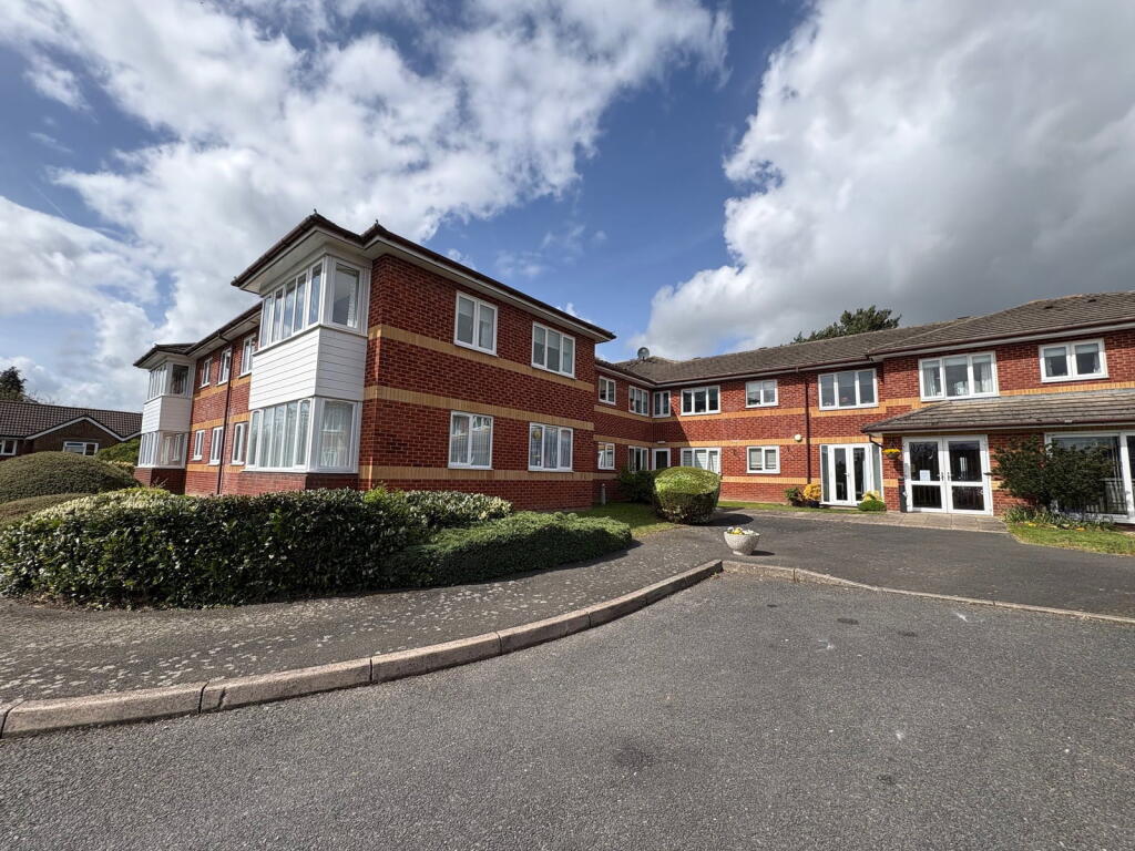 Main image of property: Roman Court, Fairfield Road, Borough Green, Sevenoaks, TN15 8NY