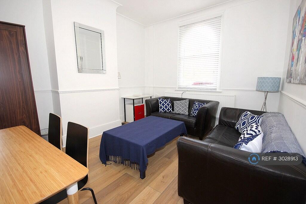 Main image of property: Cadiz Street, Elephant And Castle, SE17