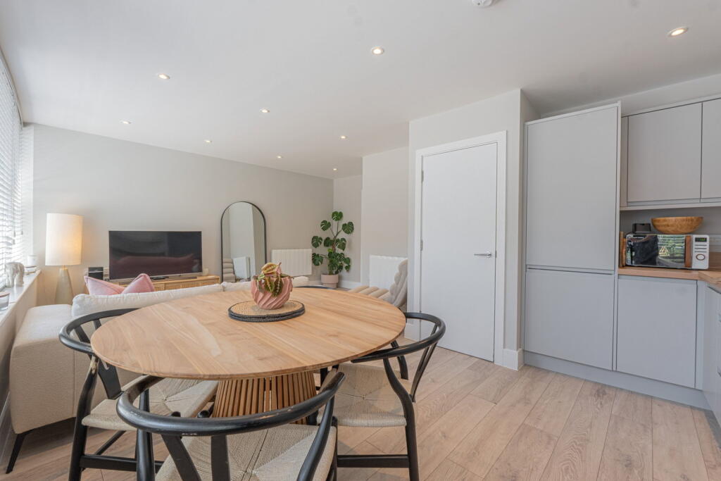 Apartment in Birmingham - More