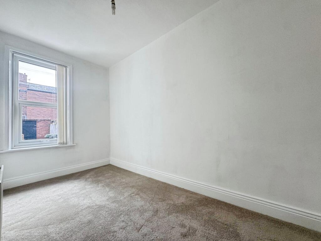 Apartment in North Tyneside, North East - View 5