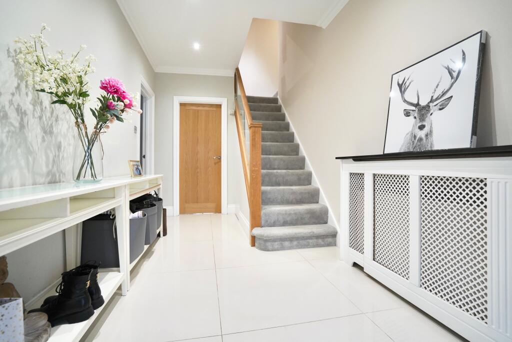House in St Albans, Milehouse - View 3