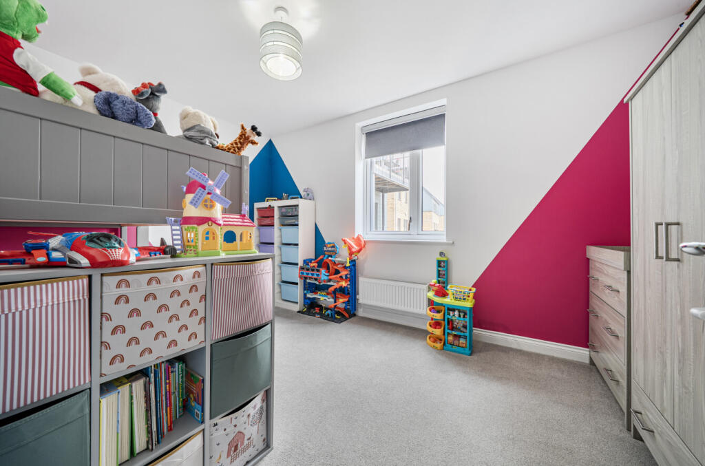 Norman Lane, Ebbsfleet Valley, Swanscombe, DA10 - More