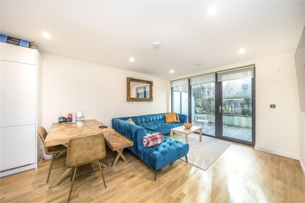 Main image of property: Hawthorne Crescent, Greenwich, London, SE10