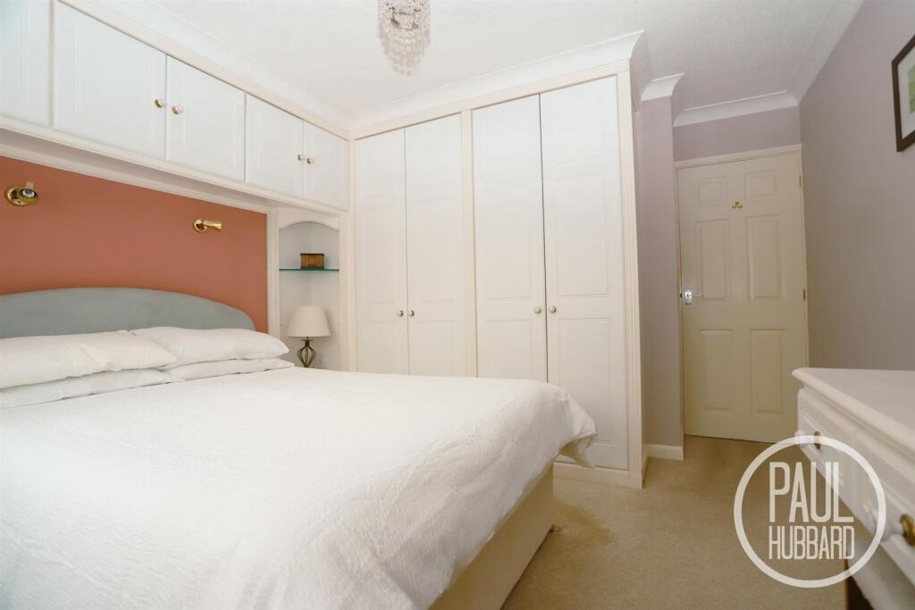 House in East Suffolk, Lowestoft - More