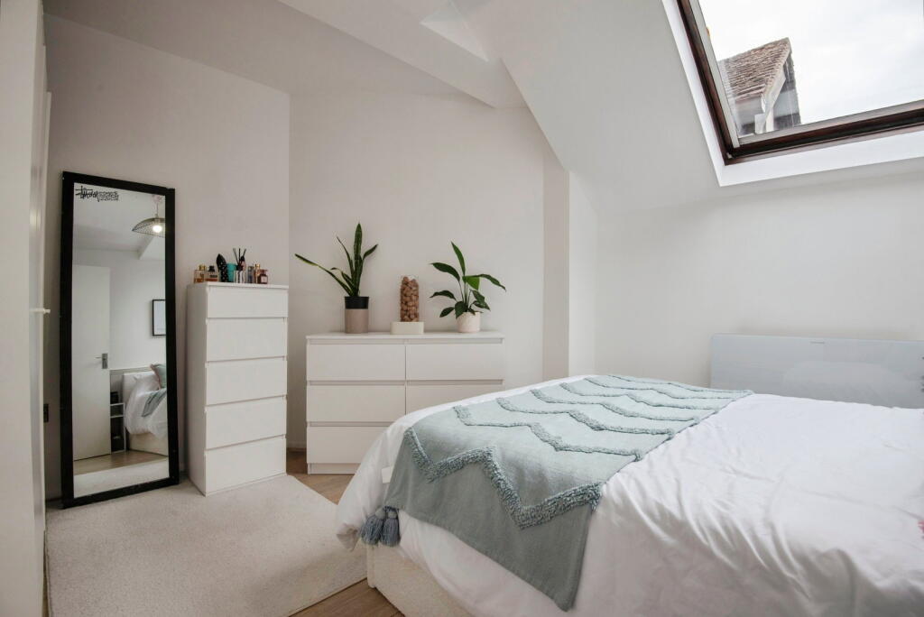 Apartment in Stevenage - More