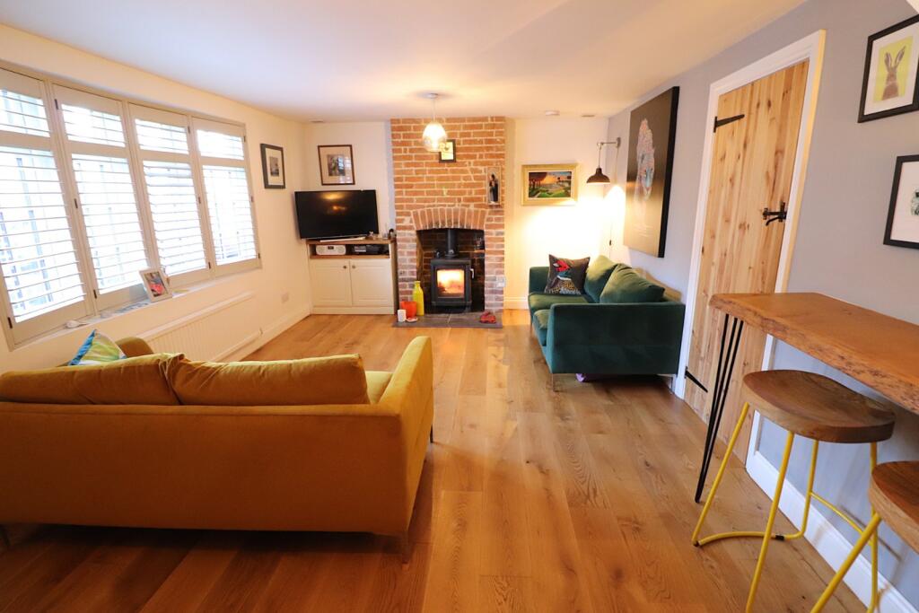 House in Stevenage, Old Town - View 4