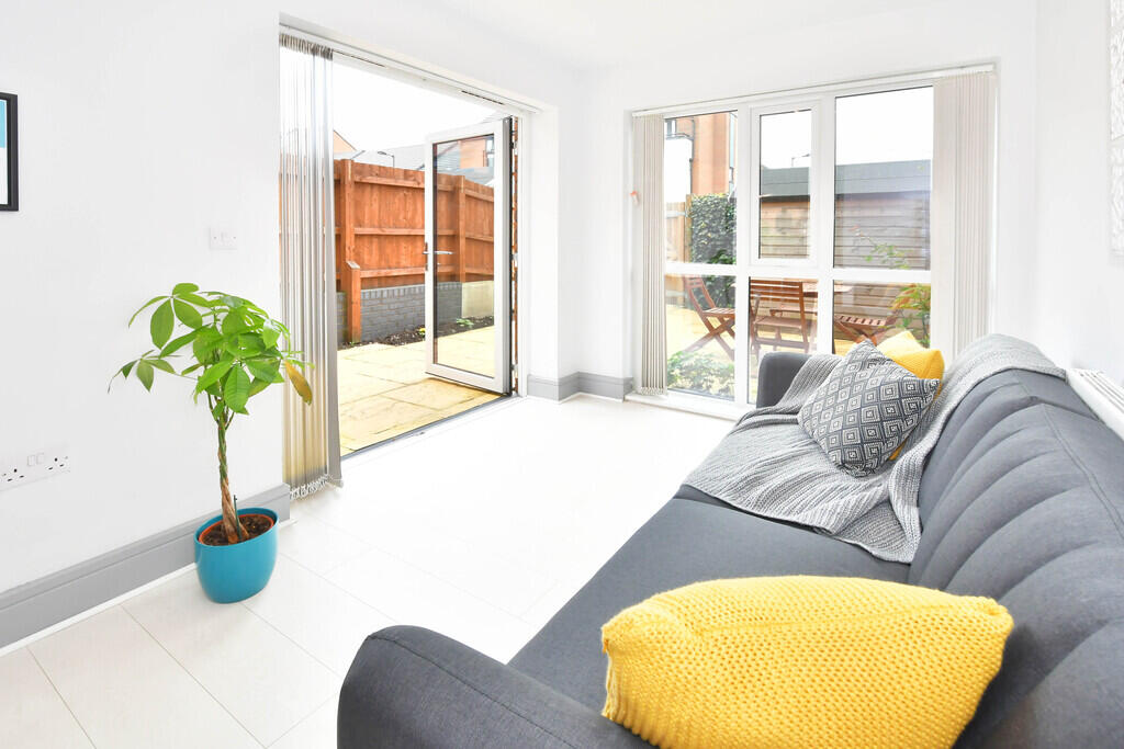 House in Stoke-on-Trent - View 5