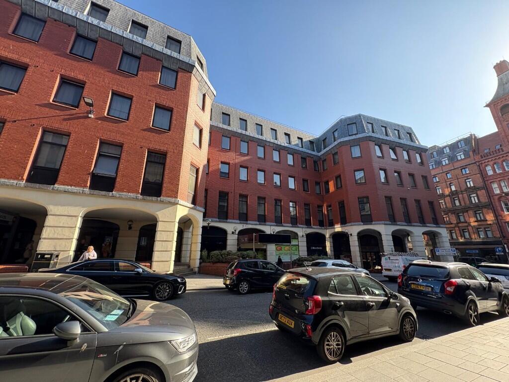 Main image of property: Moorfields, Liverpool, Merseyside, L2