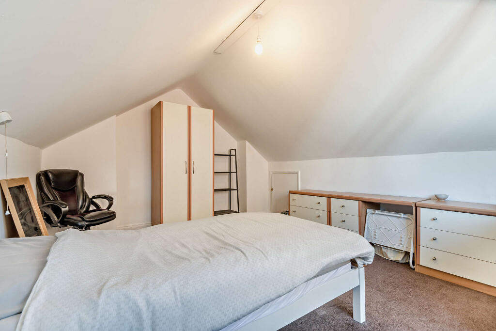House in Gloucester, Gloucestershire - View 5