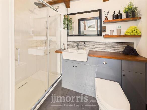 Ensuite