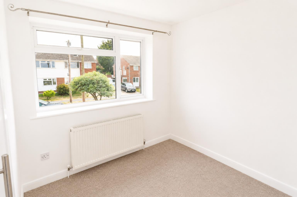 House in Bexhill-on-Sea, Pebsham - View 4