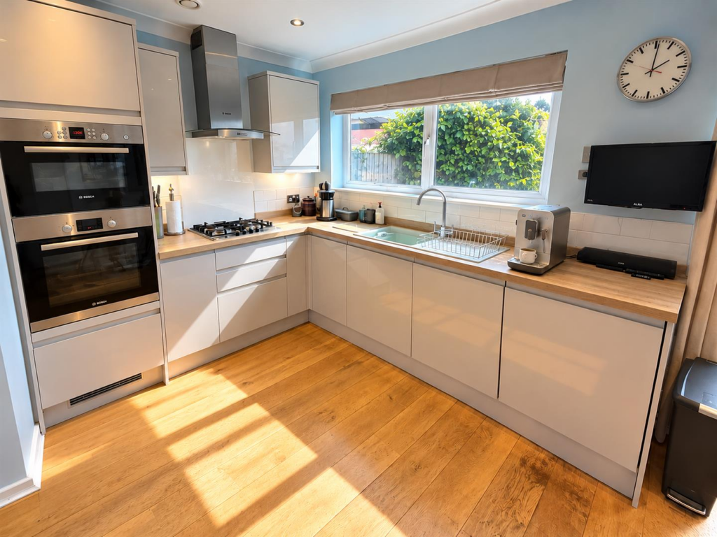 House in Bristol, Port Marine - View 4