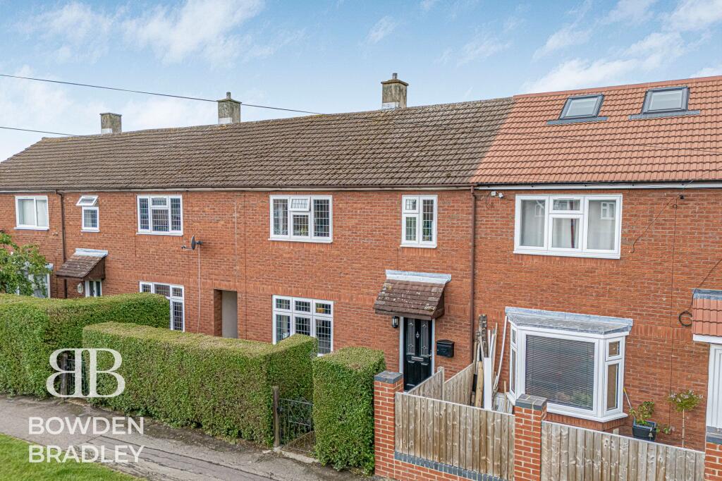 Main image of property: Fallow Close, Chigwell, IG7