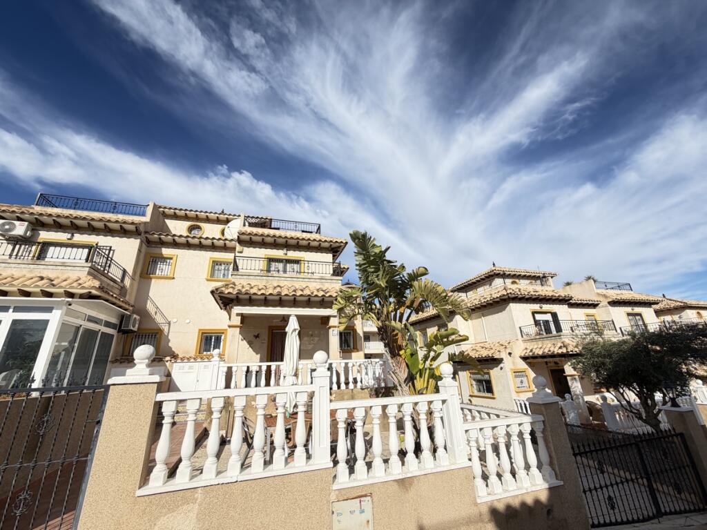 Main image of property: Valencia, Alicante, Villamartin