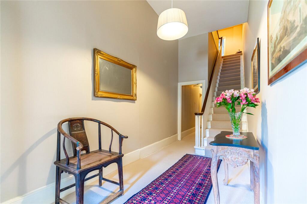 Swan Road, Pewsey, Wiltshire, SN9 photo 4