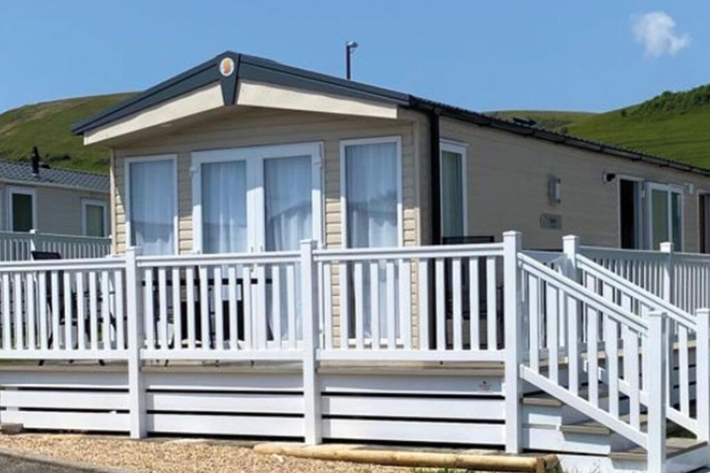 Main image of property: Pisces & Acorn Country Park, Welney, PE14 9RJ