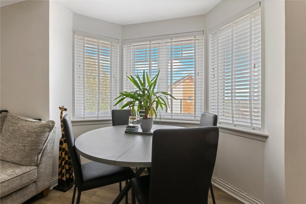 Apartment in Allanton, South Lanarkshire - View 5